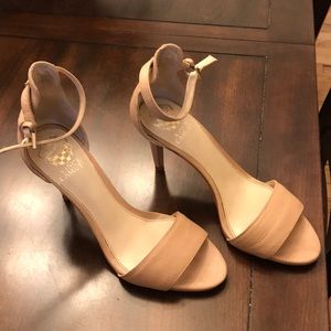 Vince camuto heels. Size 8&1/2